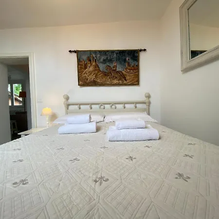 Апартаменти Casa Arianna